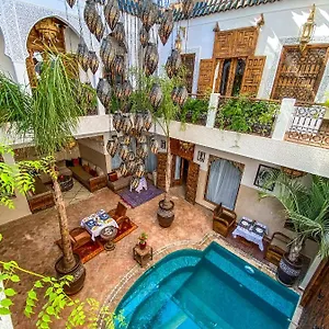 Anya & 4*, Marrakesh Morocco